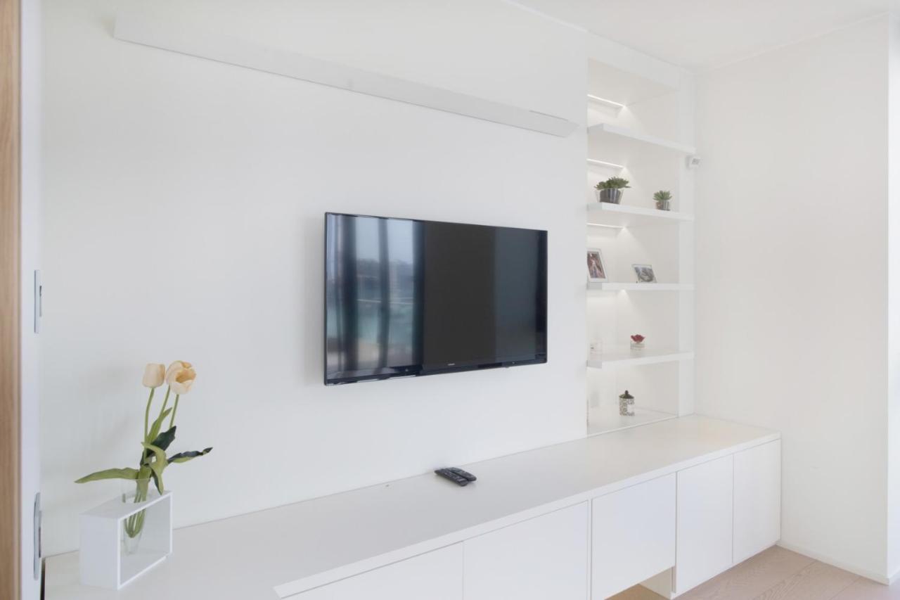 Stylish Elegant Suite In Torre Solaria With Exclusive Milan'S View エクステリア 写真